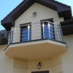 Parapet pe balcon tipurile de garduri, foto, stabilind propriile lor mâini (balcon) Parapet pe balcon tipurile de garduri, foto, stabilind propriile lor mâini