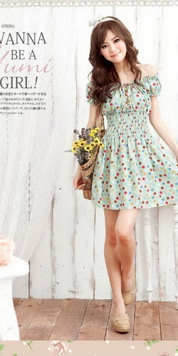 Polka-dot rochie - stiluri de fotografie (buline albe rochie) Polka-dot rochie - fotografii, moda