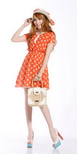 Polka-dot rochie - stiluri de fotografie (stiluri) Polka-dot rochie - fotografii, moda