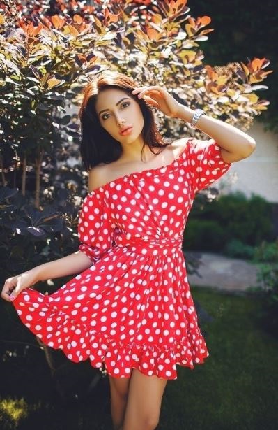 Polka-dot rochie - stiluri de fotografie (rochie) Polka-dot rochie - fotografii, moda