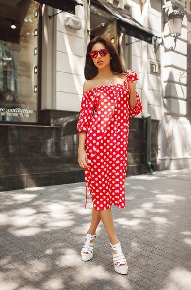 Polka-dot rochie - stiluri de fotografie (polka) Polka-dot rochie - fotografii, moda