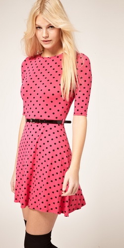 Polka-dot rochie - stiluri de fotografie (polka) Polka-dot rochie - fotografii, moda