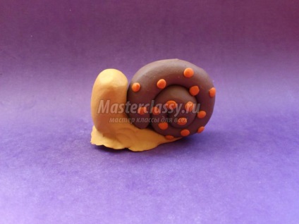 Crafts din lut (melc din atelier plastilină) Crafts din lut