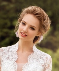 mireasa pe hairstyle păr lung (100 idei foto) (coafuri de nunta pentru mirese) coafura miresei pe păr lung (100 idei foto)