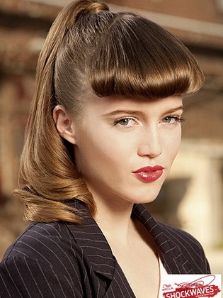 Coada tunsoare (curl firelor de păr) coada coafura