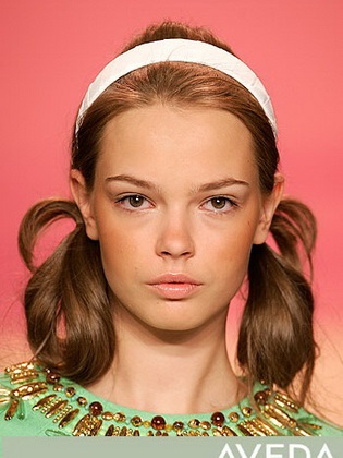 coada hairstyle (care începe utjuzhkom Îndreptare) coada coafura