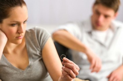 Secțiunea un apartament în consultanța juridică de divorț (secțiunea apartamente de divorț) Secțiunea apartament în avizul juridic de divorț