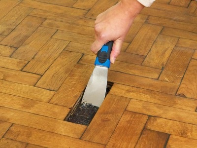 Reparare de podele (parchet) Repararea podelelor