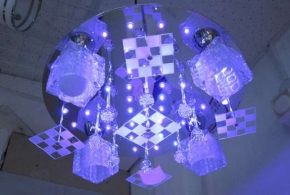 Reparație de lămpi cu LED-uri cu mâinile lor (vina conducătorului auto cu LED-uri cu mâinile) Reparație de lămpi cu LED-uri cu propriile lor mâini