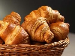patiserie Cornuri puf (test) Covrigi foetaj