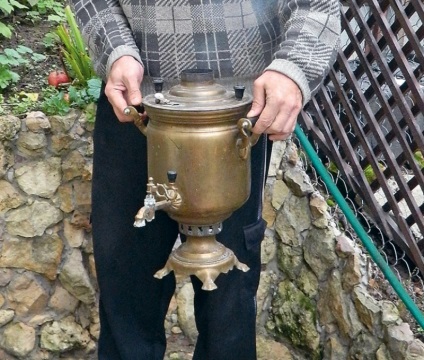 traditiile romanesti se topesc samovar (samovar ca topitura) traditiile romanesti se topesc samovar