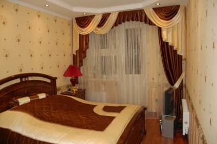 Perdelele in dormitor, cu un design stil balcon și nuanțe de culoare (dormitor) Perdelele in dormitor, cu un design stil balcon și nuanțe de culori