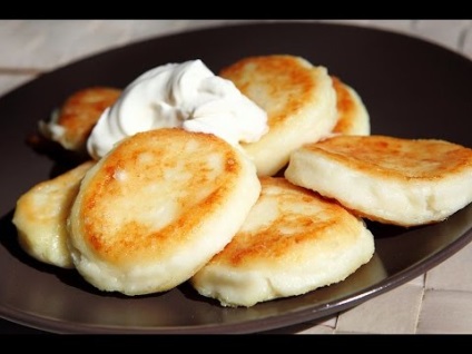 Cheesecakes de brânză de vaci reteta clasica cu fotografie (reteta) Cheesecakes de brânză de vaci reteta clasica cu o fotografie