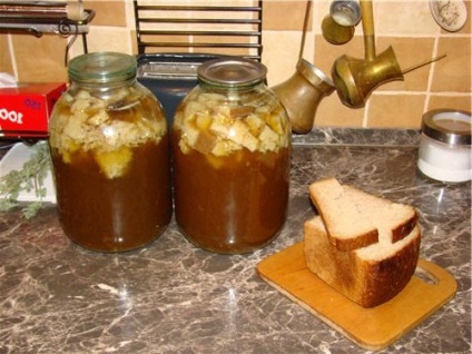 Cât de multe calorii intr-un cvas acasă, pâine sau magazine (calorii) Cât de multe calorii intr-un cvas acasă, pâine sau magazin