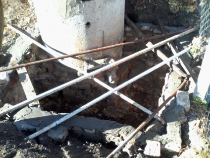 Se scurge bine într-o casă privată, cu propriile sale mâini (privat) Se scurge bine într-o casă privată, cu propriile sale mâini