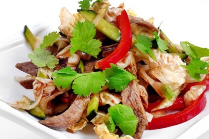 salata thailandeza cu pui - reteta cu fotografii (Thai) salata thailandeza cu pui - reteta cu fotografii