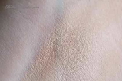 Fundația giorgio armani cu o durată de mătase uv fundație spf 20 ton 4 (giorgio) Fundația giorgio armani durată de mătase uv fundație 20 ton 4 spf