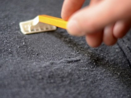 Scoateți peletele din hainele de la domiciliu cu ușurință (home) moduri simple Scoateți peletele din hainele la domiciliu moduri simple de ușor