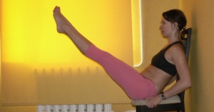 Exerciții cu un scaun (exercițiu) Exerciții cu un scaun