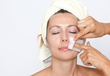 Voskovoya epilat ceara buza de sus a alege și de a face pașii (epilare cu ceară pe față) Voskovoya epilat ceara buza de sus a alege și de a face pașii