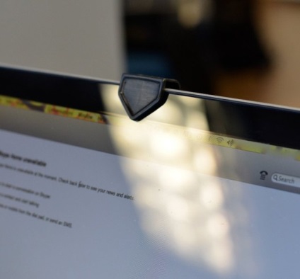 Acesta este motivul pentru care este necesar pentru a închide camera de pe laptop (camera foto) De aceea, este necesar să se închidă camera pe un laptop