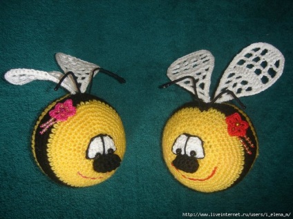 Materiale tricotate jucărie albină smiley (54SBN rânduri negru) Tricotate jucărie de albine Smiley