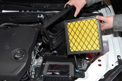 Filtru de aer Replacement Lada Kalina (aer) Înlocuirea filtrului de aer Lada Kalina