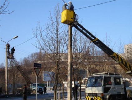 Împământarea de iluminat exterior (SAE iluminat exterior corpuri de legare la pământ de protecție) Pământare corpuri de iluminat exterior