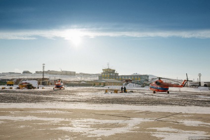 Viața pe marginea pământului (Northern Route Sea) Viața pe marginea pământului