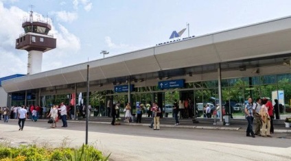 Aeroportul din Tivat și cum să ajungi la statiune (statiune) Aeroportul din Tivat și cum să ajungi la statiune