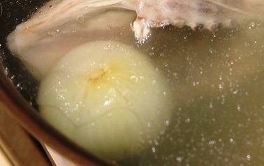 Supa de linte cu carne de pui - un pas cu pas reteta cu fotografiile de pe (culinare) supa de linte cu carne de pui - un pas cu pas reteta cu fotografii de pe