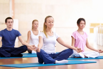 Yoga este util pentru femei și dăunătoare (femei) Yoga este util pentru femei și nocive