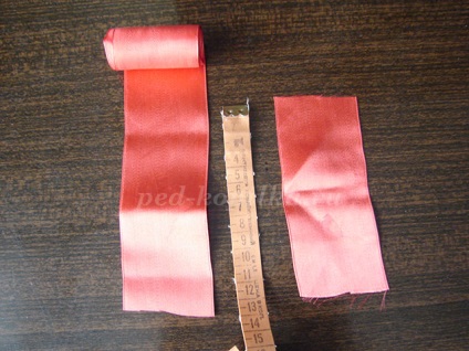 Flori de panglici satin cu mâinile lor (benzi) Flori de panglici de satin, cu mâinile lor