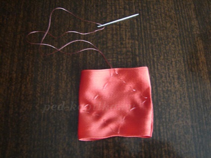 Flori de panglici de satin cu mâinile lor (flori, cu propriile sale mâini) Flori de panglici de satin, cu mâinile lor