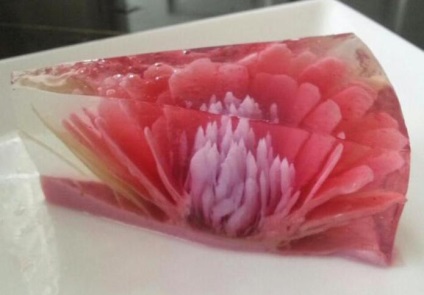 Flower în aspic (gelatină) jeleu de flori