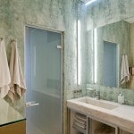 Tencuiala decorativa pentru baie cu mâinile lor (tencuiala de placi de ceramica de baie) Tencuiala decorativa pentru baie cu mâinile lor