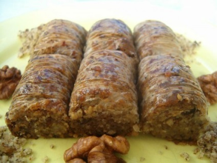 deserturi de casă dulciuri orientale de aluat (aluat) Casă dulciuri deserturi orientale de aluat