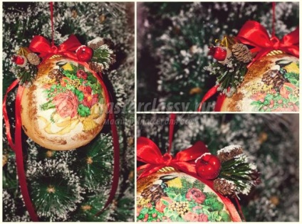 Crăciun mingea din papier-mache cu mâinile lor (lor) Crăciun mingea din papier-mache cu mâinile lor