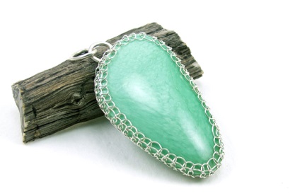 Piatra descriere variscite, proprietăți, semne ale zodiacului (piatra) Descriere variscite Stone, proprietăți, semne ale zodiacului