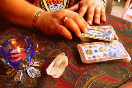 Cărți despre Tarot pentru incepatori de învățare carduri descompusi divinație, interpretare (numerologie) Cărți despre Tarot pentru începători învățare carduri descompusă, divinație, interpretare