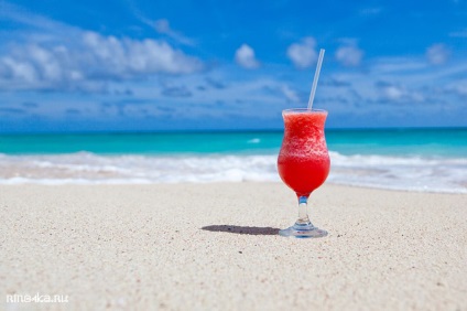 Cocktail-uri din Thailanda - cocktail-uri bază de rețetă Thai, băuturi exotice, un ghid pentru Phuket (Thailanda cocktail-uri) Cocktail-uri din Thailanda - reteta cocktail-uri thailandeze, băuturi exotice, un ghid pentru Phuket