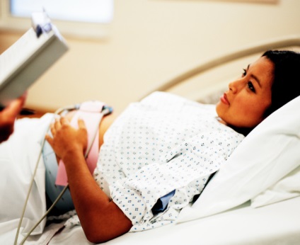 Kuldotsentez chist ovarian cu caracteristici ale (efectuarea) Kuldotsentez chist ovarian cu caracteristici ale