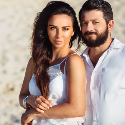 Michael Galustjan a arătat primele fotografii soție frumoasă (Galustjan) Michael Galustjan a arătat primele fotografii soție frumoasă