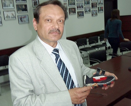 Pantofi prezentate în magazine - confiscate, nicio legătură cu retragerea de pe ( „Ukrshkirvzuttyaprom“ Alexander Borodynya) Pantofi prezentate în magazine - confiscate, nicio legătură cu retragerea de pe
