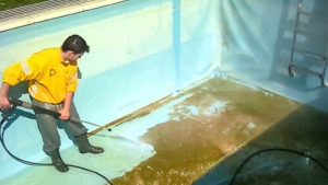 întreținere piscină propriu (bazin de înot) Ingrijirea adecvata Piscina