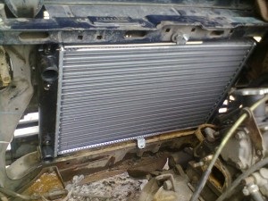 Scopul și principiul de funcționare al radiatorului într-un VAZ auto (autoturisme) Scopul și principiul de funcționare a radiatorului pe VAZ