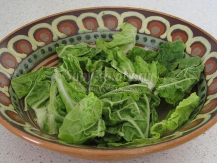 Salata de fasole, roșii și biscuiți (crutoane) Salata de fasole cu rosii si crutoane