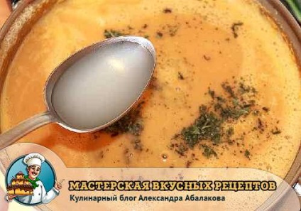 Supa de linte cu pui și aromat chorbasy merdzhimek cimbru (lintea) Supa de linte cu pui aromat și delicios chorbasy merdzhimek