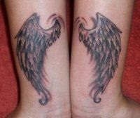 aripi tatuaj 45 fotografie (aripi tatuaj pe gât) aripi tatuaj 45 fotografie