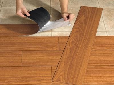 Faianțar de vinil pe podea (tigla) Faianțar de vinil pe podea